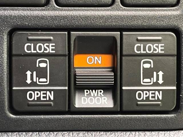 Toyota VOXY 2018-12 23836-4