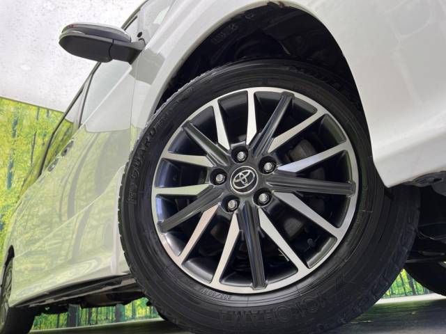 Toyota VOXY 2018-12 23836-14