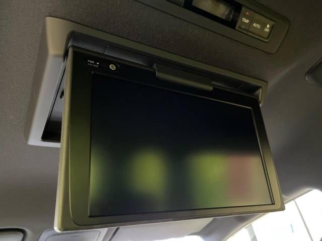 Toyota VOXY 2018-12 23836-3