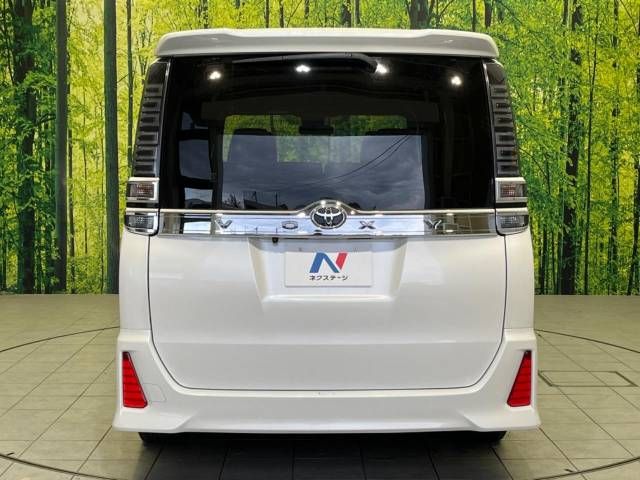 Toyota VOXY 2018-12 23836-17