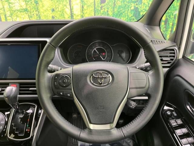 Toyota VOXY 2018-12 23836-12
