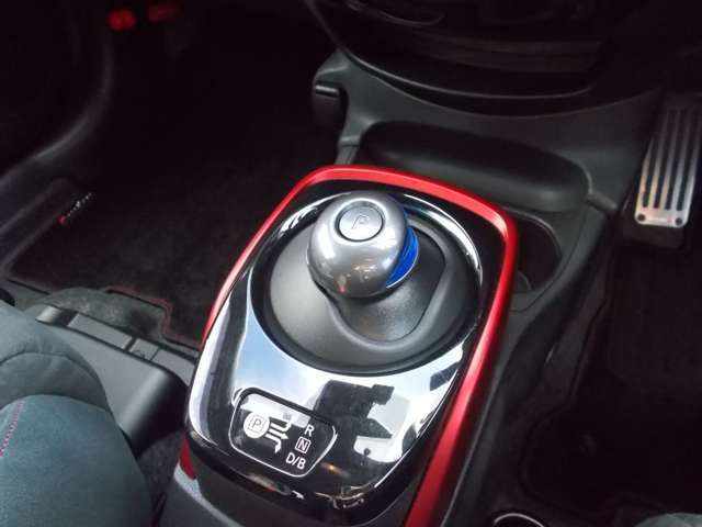 Nissan NOTE 2018-11 19886-10