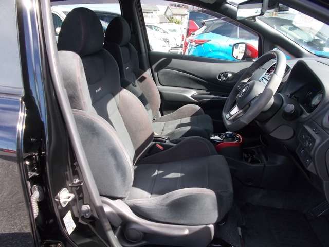 Nissan NOTE 2018-11 19886-15