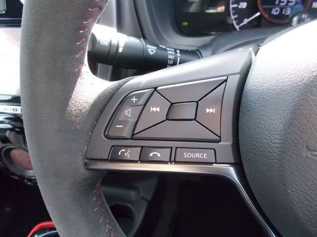 Nissan NOTE 2018-11 19886-11