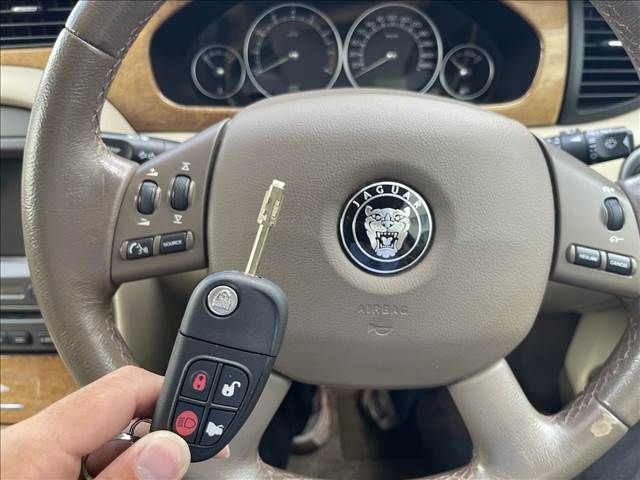 Jaguar X-Type 2006-12 4983-4