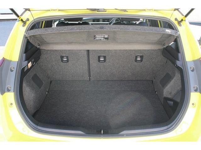 Toyota AURIS 2016-06 196398-16