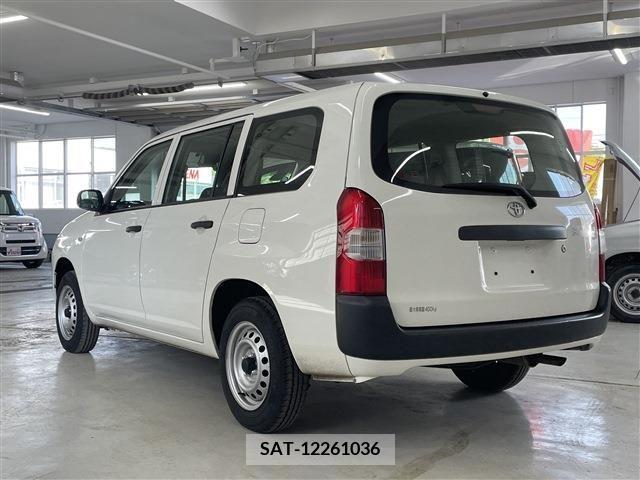 Toyota PROBOX VAN 2018-03 385439-6
