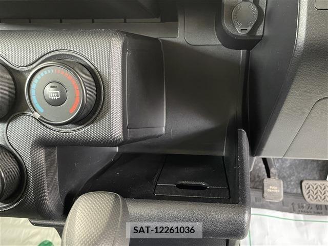 Toyota PROBOX VAN 2018-03 385439-26