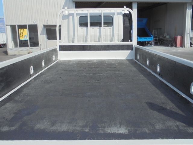 Toyota DYNA TRUCK 2012-06 642-24