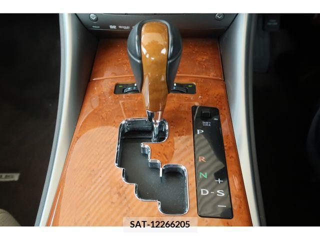 Lexus IS 2011-11 304455-11