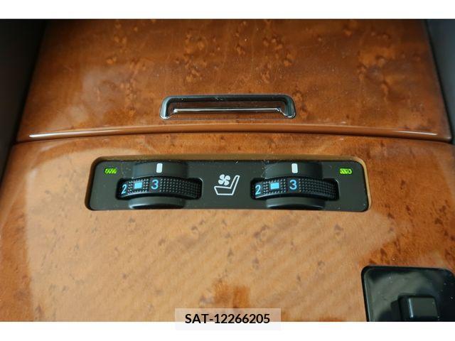 Lexus IS 2011-11 304455-10