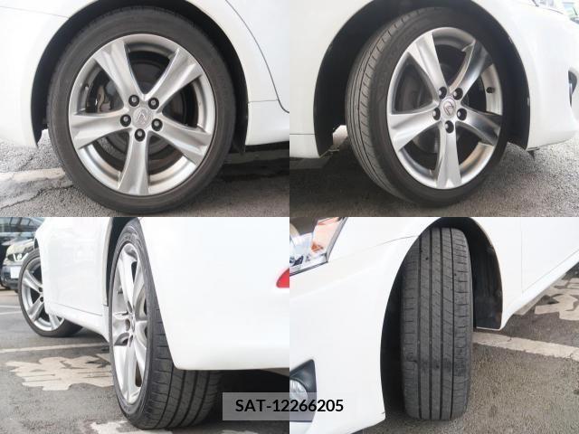 Lexus IS 2011-11 304455-4