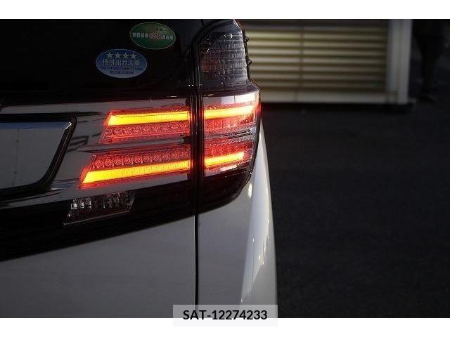 Toyota VELLFIRE 2016-09 205339-11