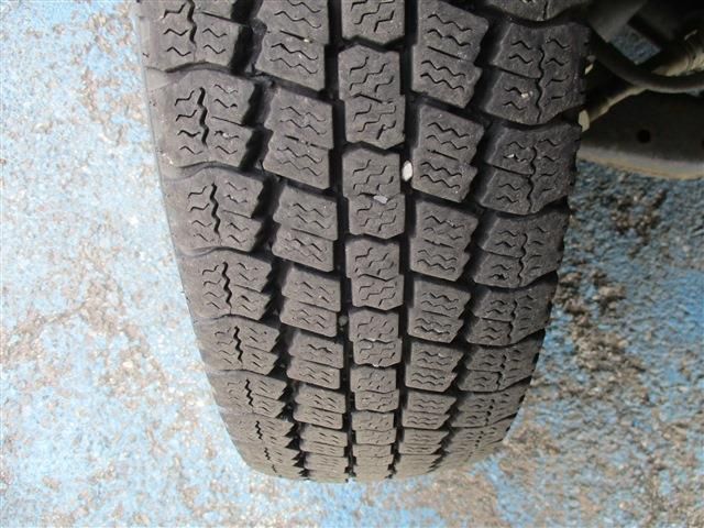 Nissan ATLAS 2012-05 3671-17