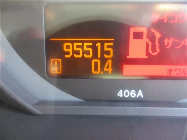 Nissan ATLAS 2012-05 3671-16
