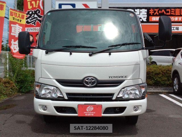 Toyota TOYOACE 2020-03 382319-18
