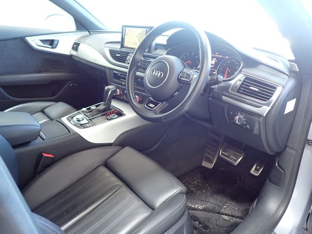 Audi A7 2017-12 181548-1