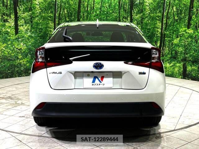 Toyota PRIUS 2019-07 366381-17