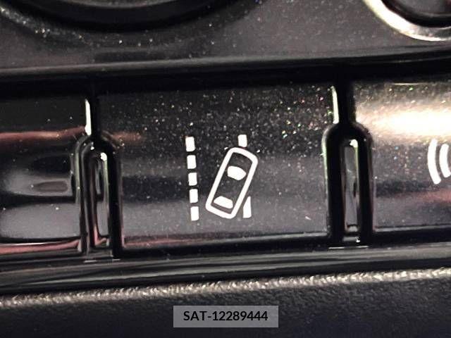 Toyota PRIUS 2019-07 366381-5