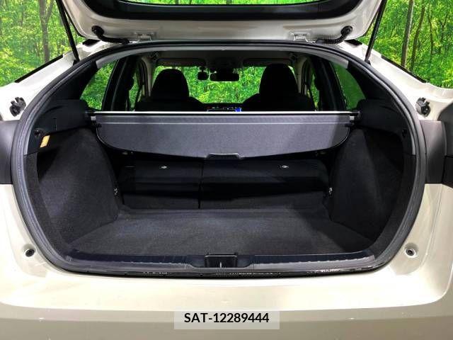 Toyota PRIUS 2019-07 366381-12