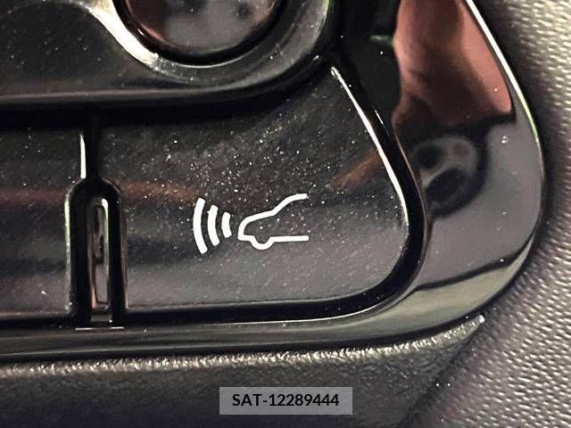 Toyota PRIUS 2019-07 366381-3