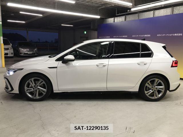 VolksWagen GOLF 2021-08 228397-12