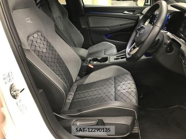 VolksWagen GOLF 2021-08 228397-5