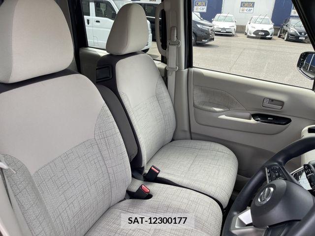Nissan ROOX 2020-04 276086-3