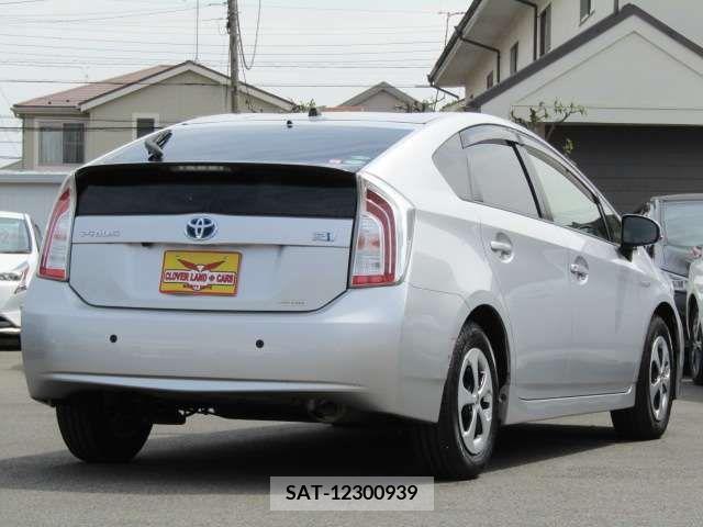 Toyota PRIUS 2015-05 322066-7