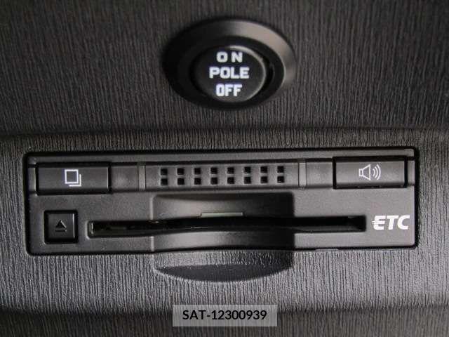 Toyota PRIUS 2015-05 322066-12