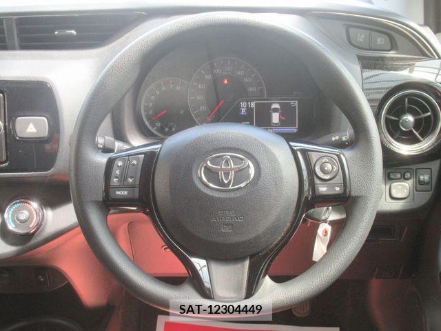 Toyota VITZ 2017-09 288558-15