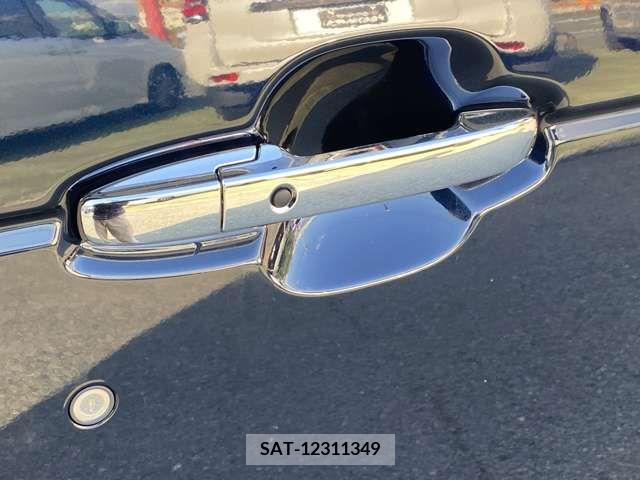 Honda N BOX CUSTOM 2023-11 279308-15
