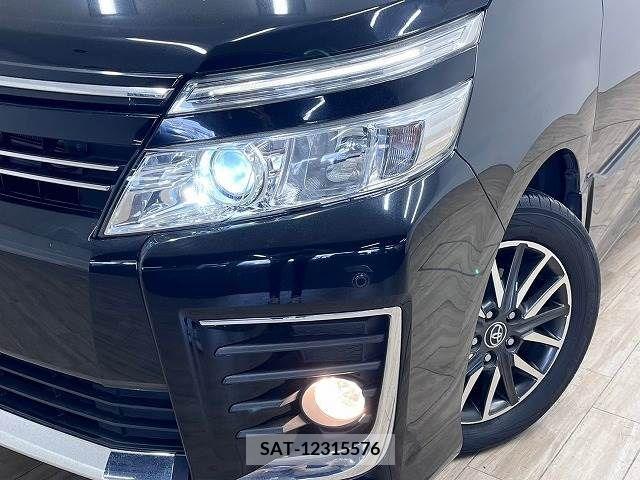 Toyota VOXY 2015-07 321441-18