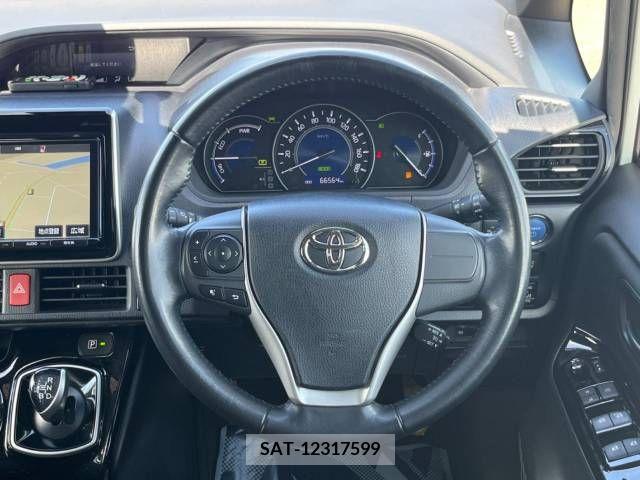 Toyota NOAH HYBRID 2017-09 365172-15