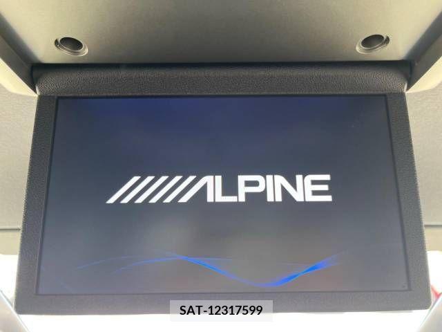 Toyota NOAH HYBRID 2017-09 365172-4