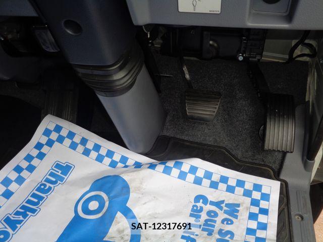 Mitsubishi CANTER 2013-10 389857-14