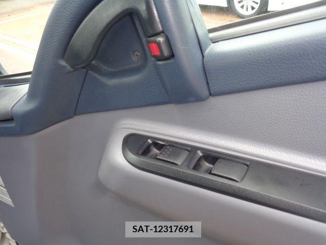 Mitsubishi CANTER 2013-10 389857-13