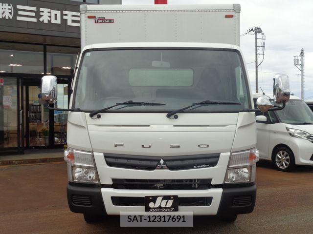 Mitsubishi CANTER 2013-10 389857-3