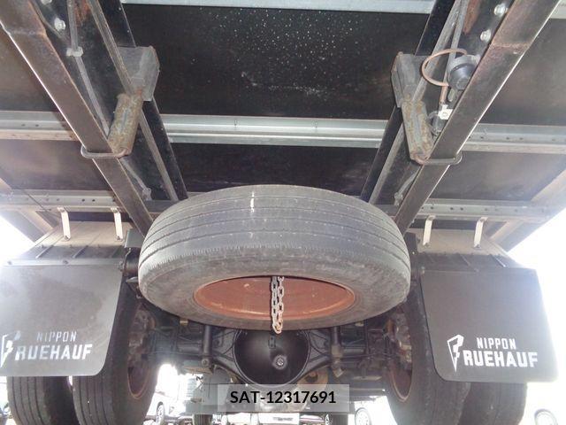 Mitsubishi CANTER 2013-10 389857-25