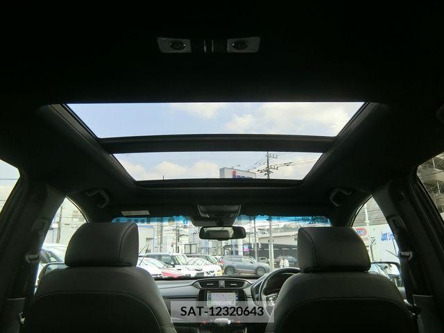 Honda CR-V 2022-05 216098-13