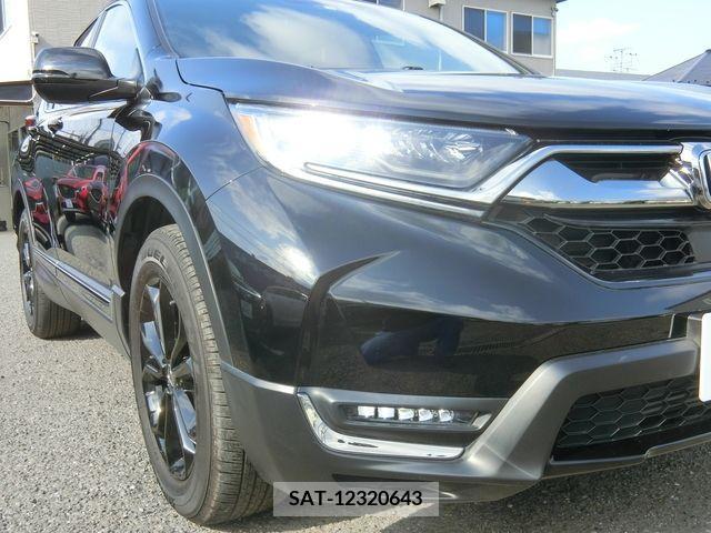 Honda CR-V 2022-05 216098-14