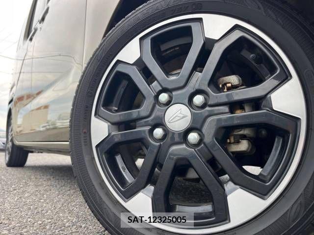 Daihatsu WAKE 2021-01 371095-13