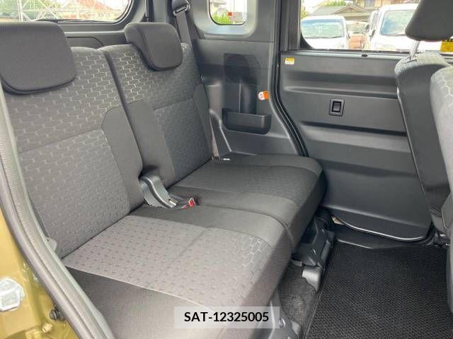 Daihatsu WAKE 2021-01 371095-9