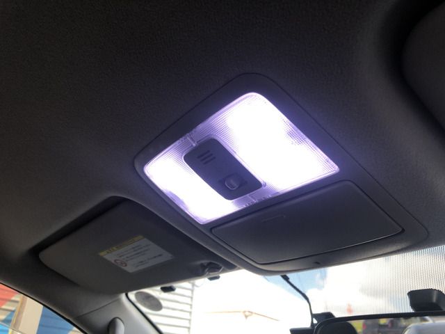 Toyota NOAH 2013-03 25085-4