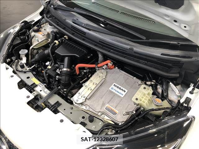 Nissan NOTE 2018-12 305454-19