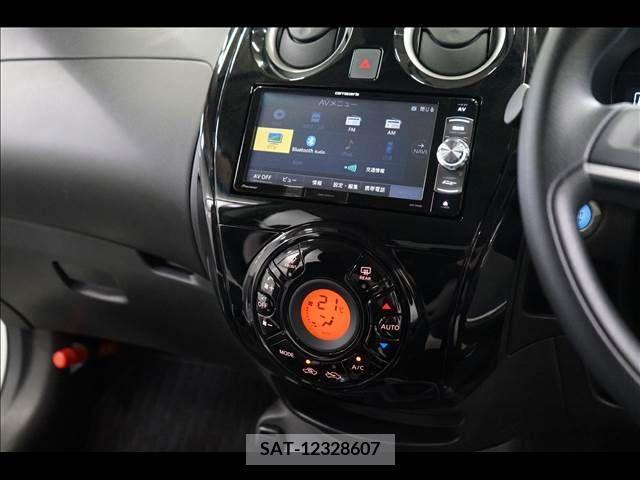 Nissan NOTE 2018-12 305454-10