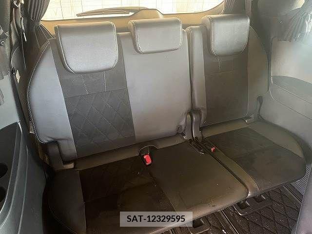 Toyota ESTIMA 2017-01 211717-15