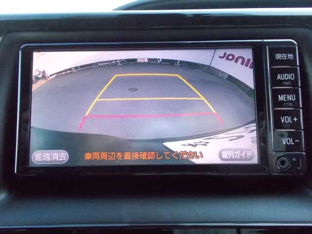 Toyota NOAH HYBRID 2017-05 23111-4