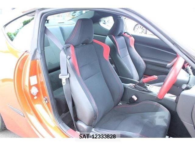 Toyota 86 2012-04 351783-12