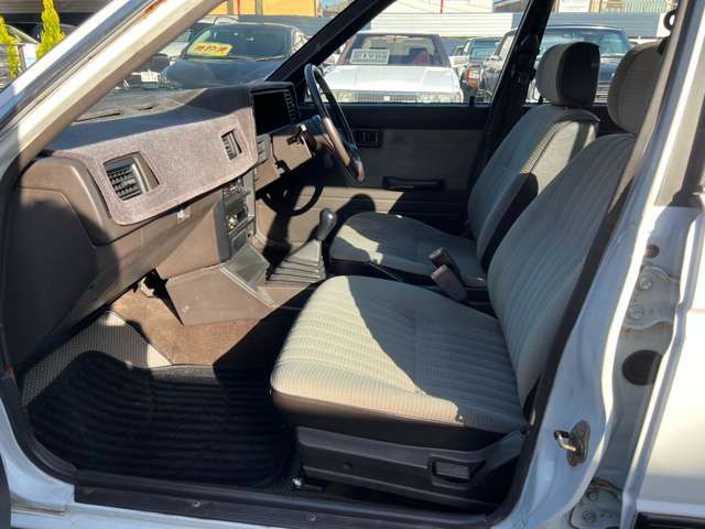 Nissan SUNNY CALIFORNIA 1990-03 2005-11